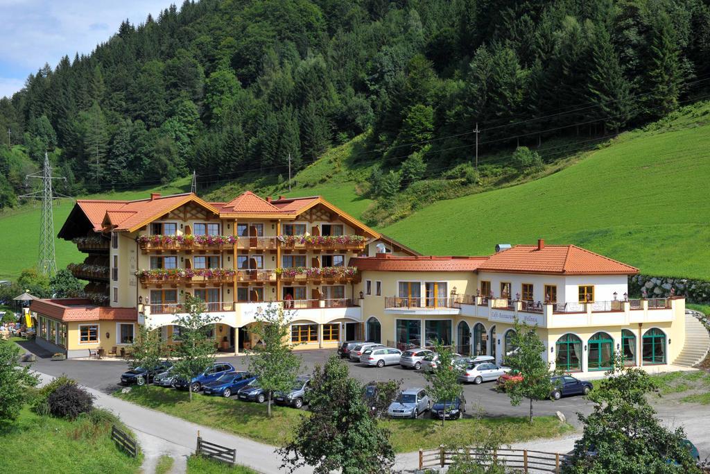 Hotel Seeblick Goldegg Exterior foto