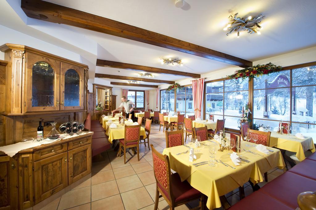 Hotel Seeblick Goldegg Exterior foto